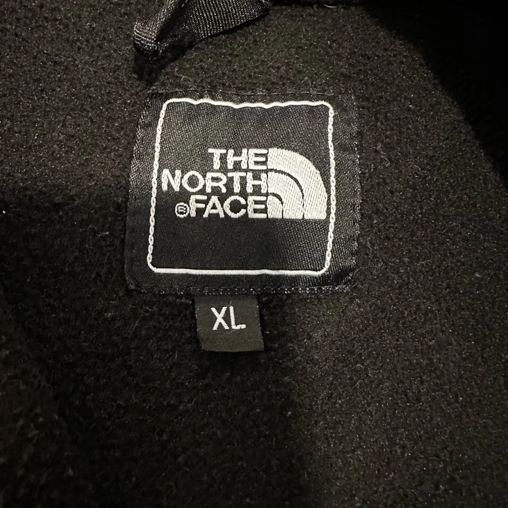 The North Face Denali Fleece Jacket Mens XL Black Full Zip Coat.
